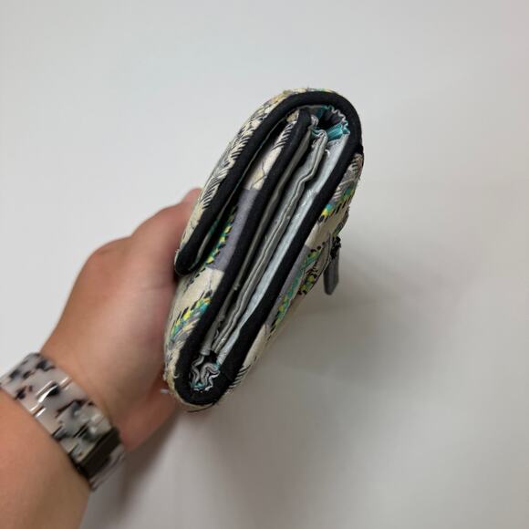 Vera Bradley Women's Paisley Stripes Print Tri-Fold Card Wallet - Picture 2 of 7